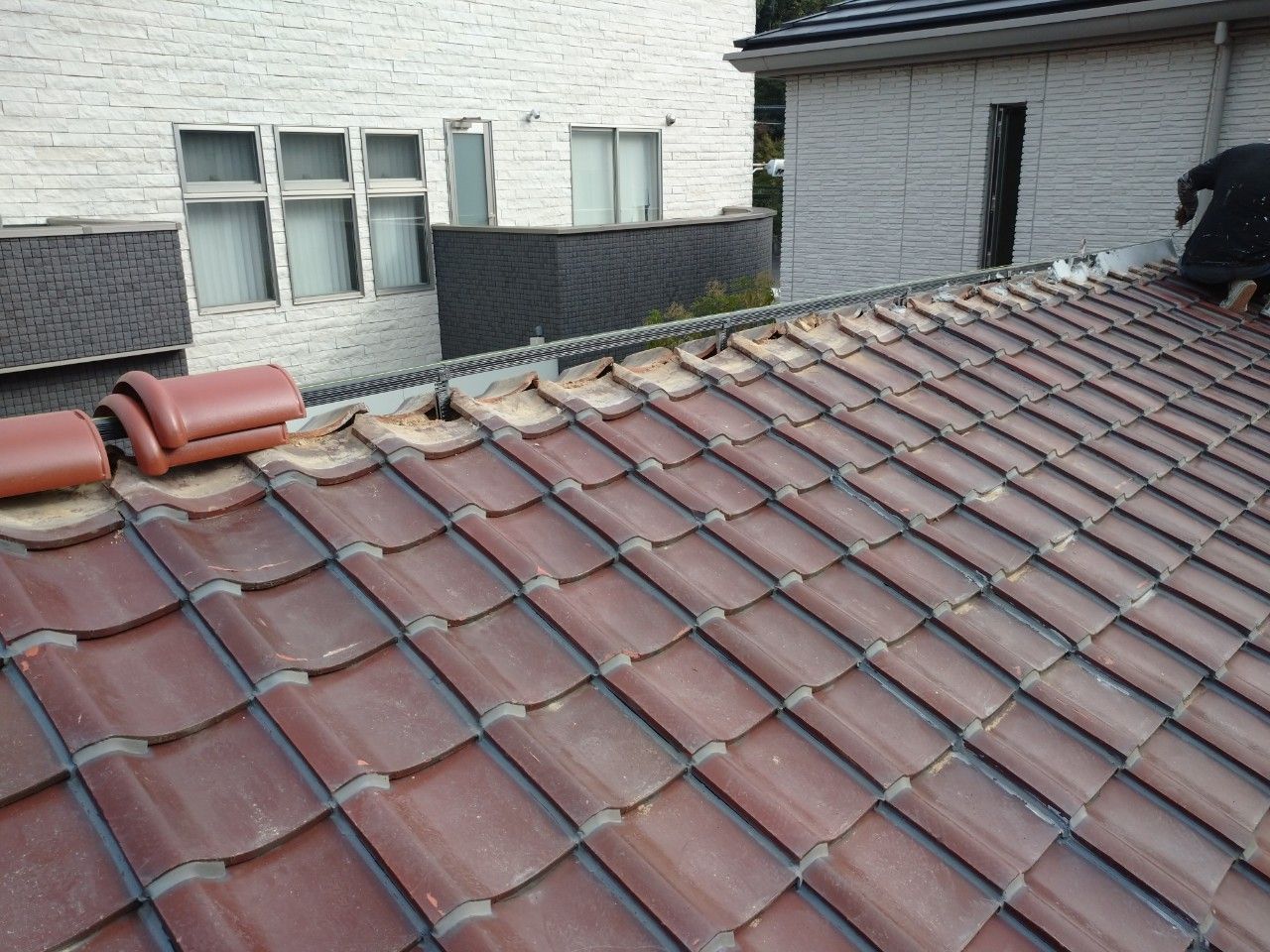 【名古屋市】天白区 屋根リフォーム(棟の積み直し)の施工事例