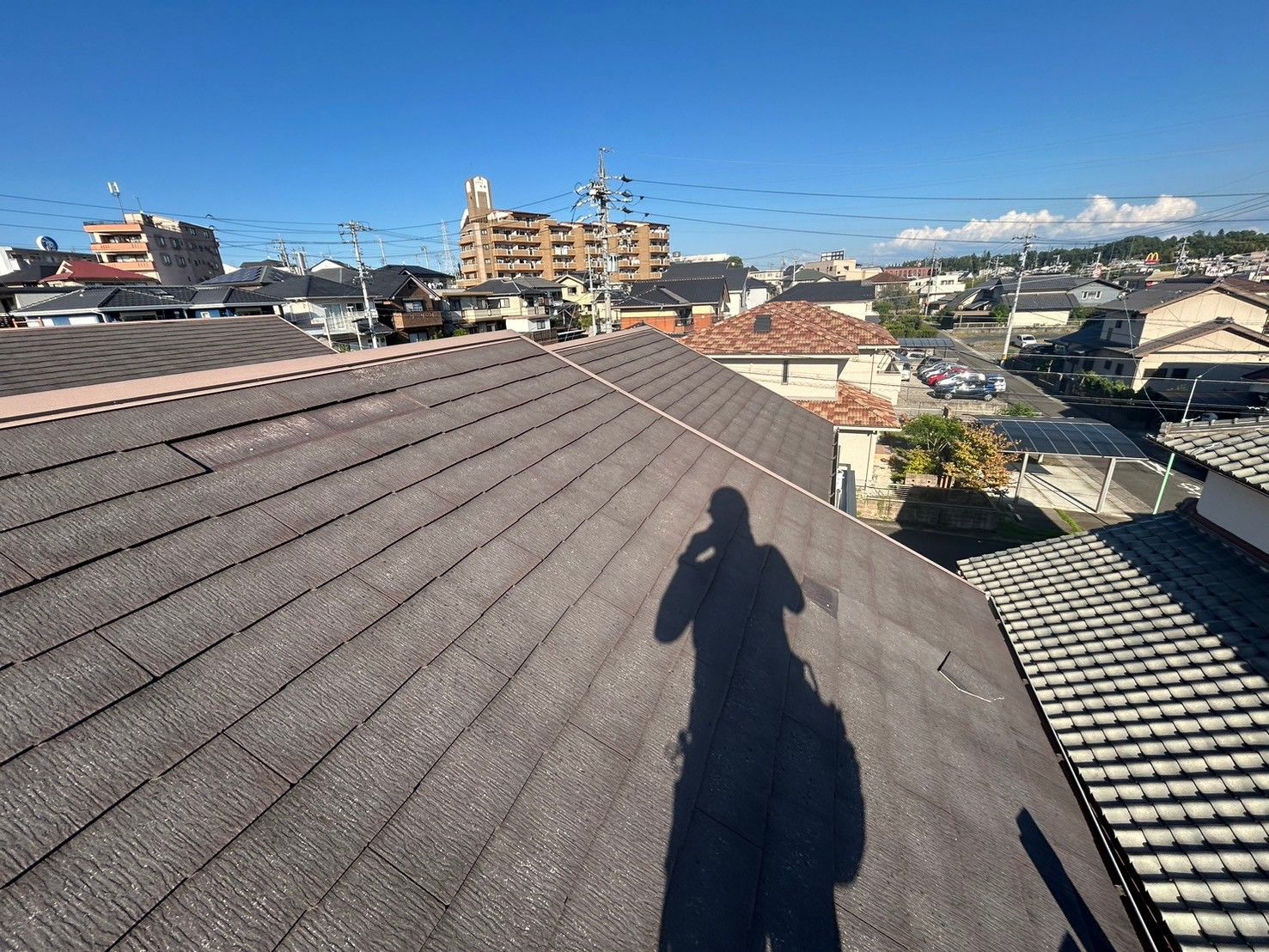 施工前の既存のスレート屋根の様子
