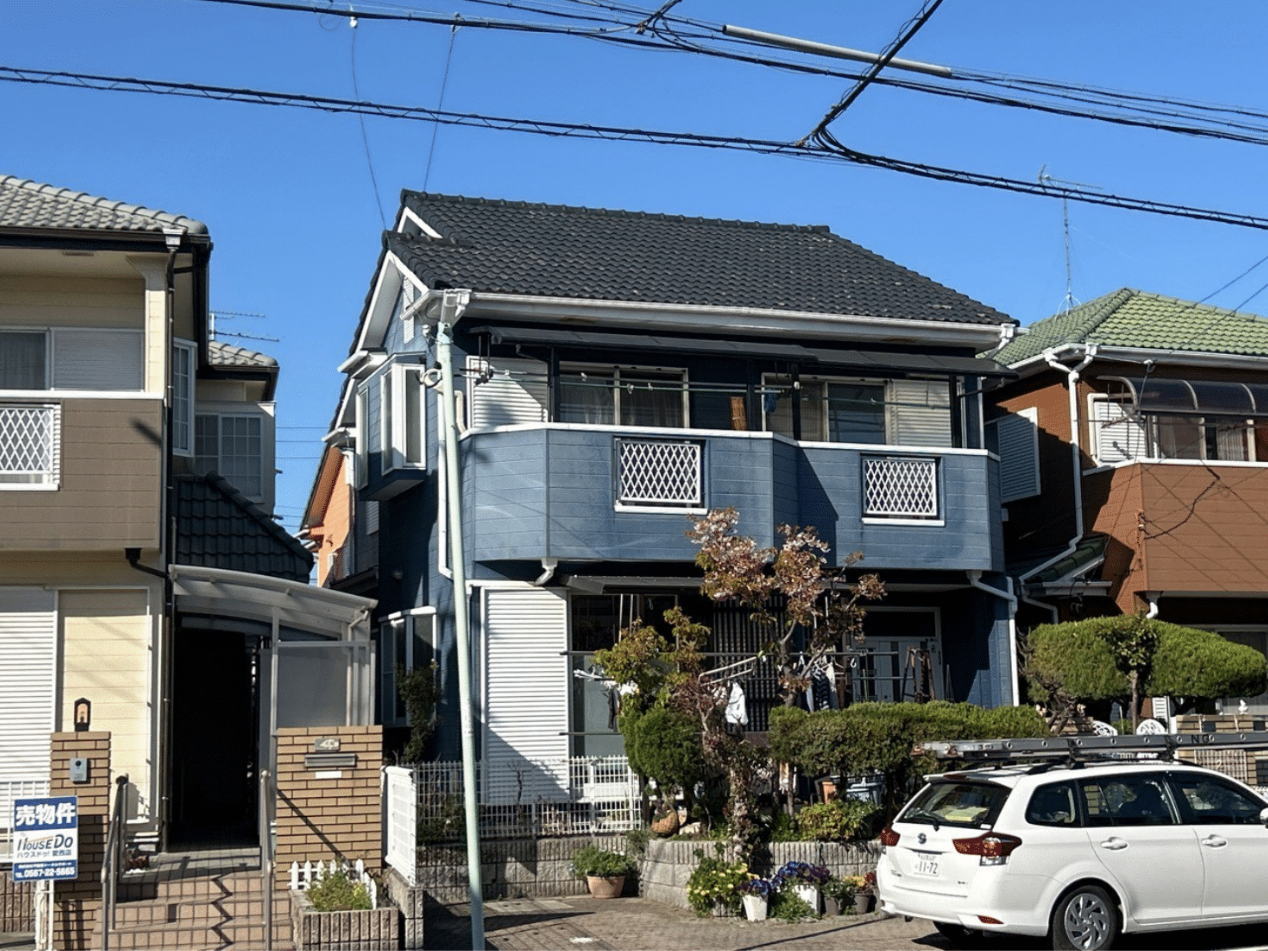 外壁塗装・屋根葺き替え 施工前（Before）