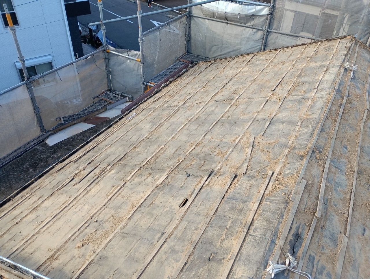 既存屋根撤去完了