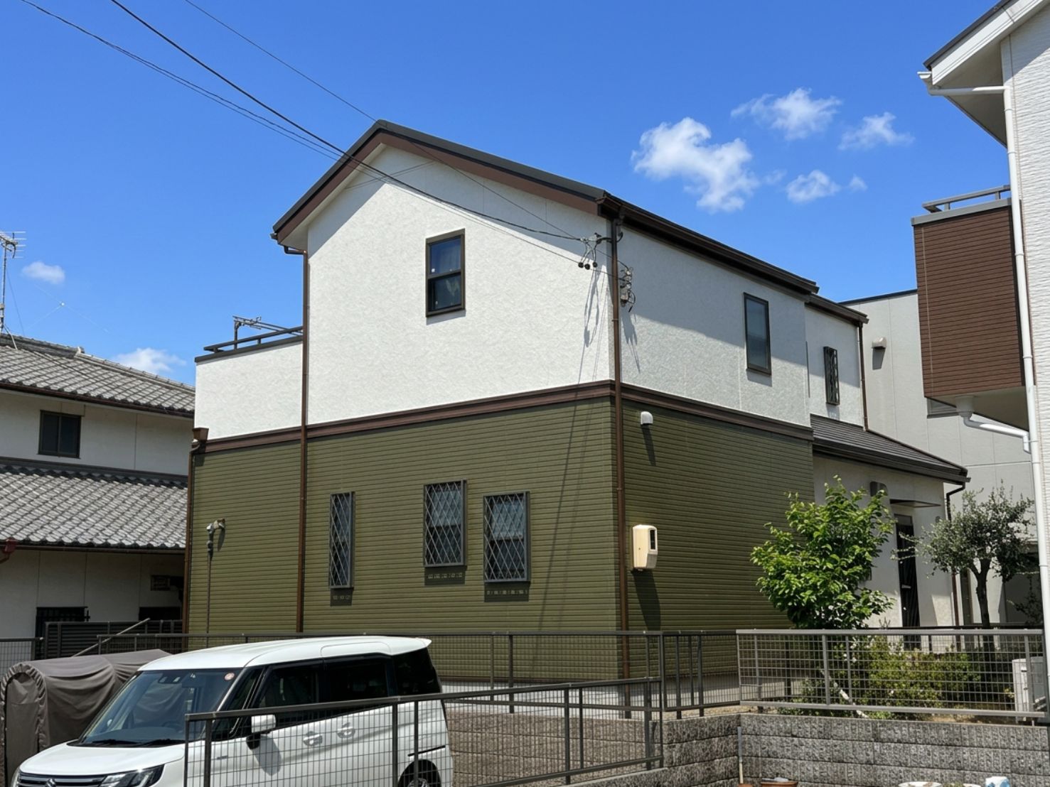 スーパーガルテクトの屋根カバー工法＋外壁塗装｜名古屋市緑区 施工事例