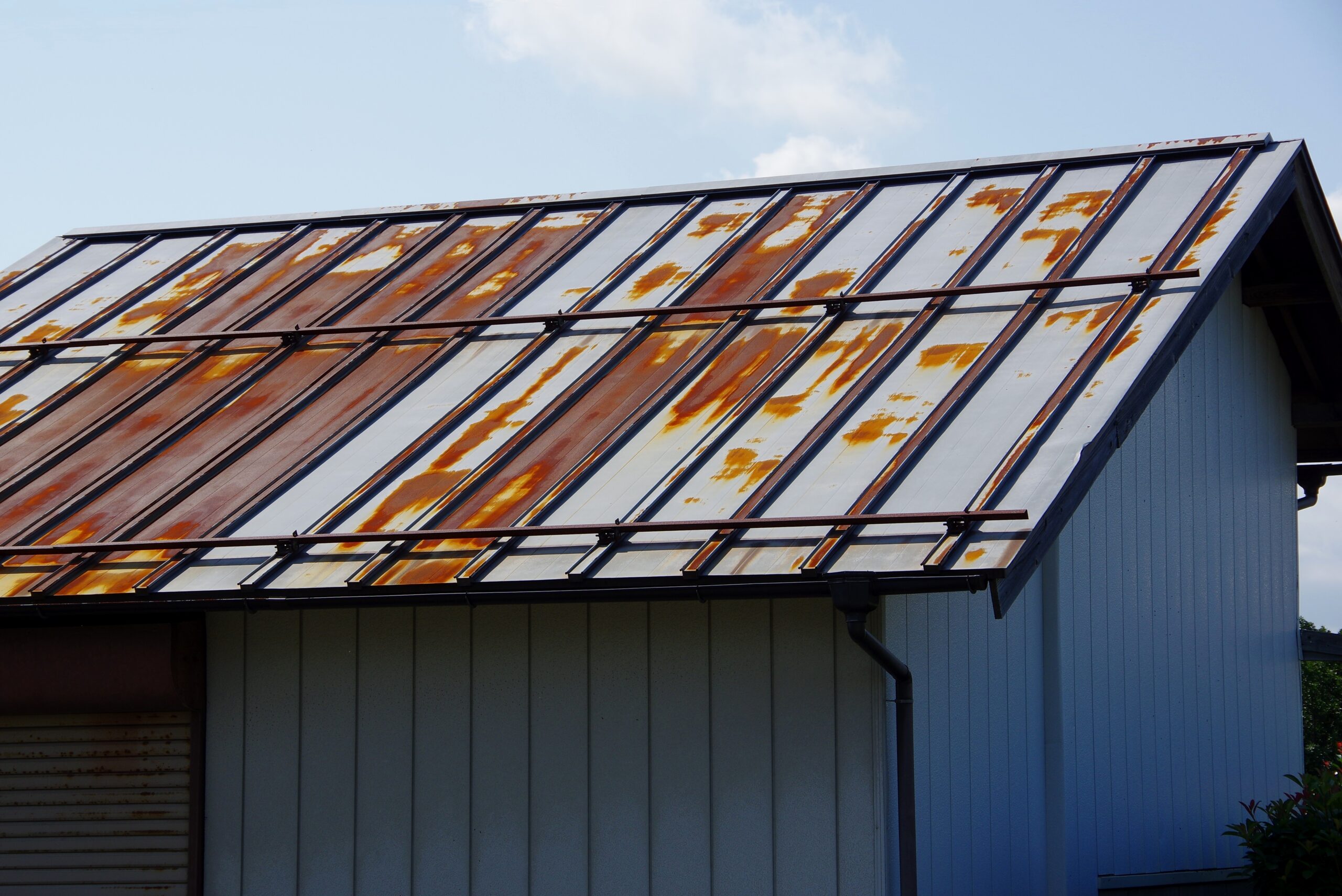 pixta_70092077_XL (1)