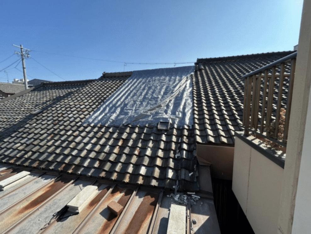 屋根の破損-全体-