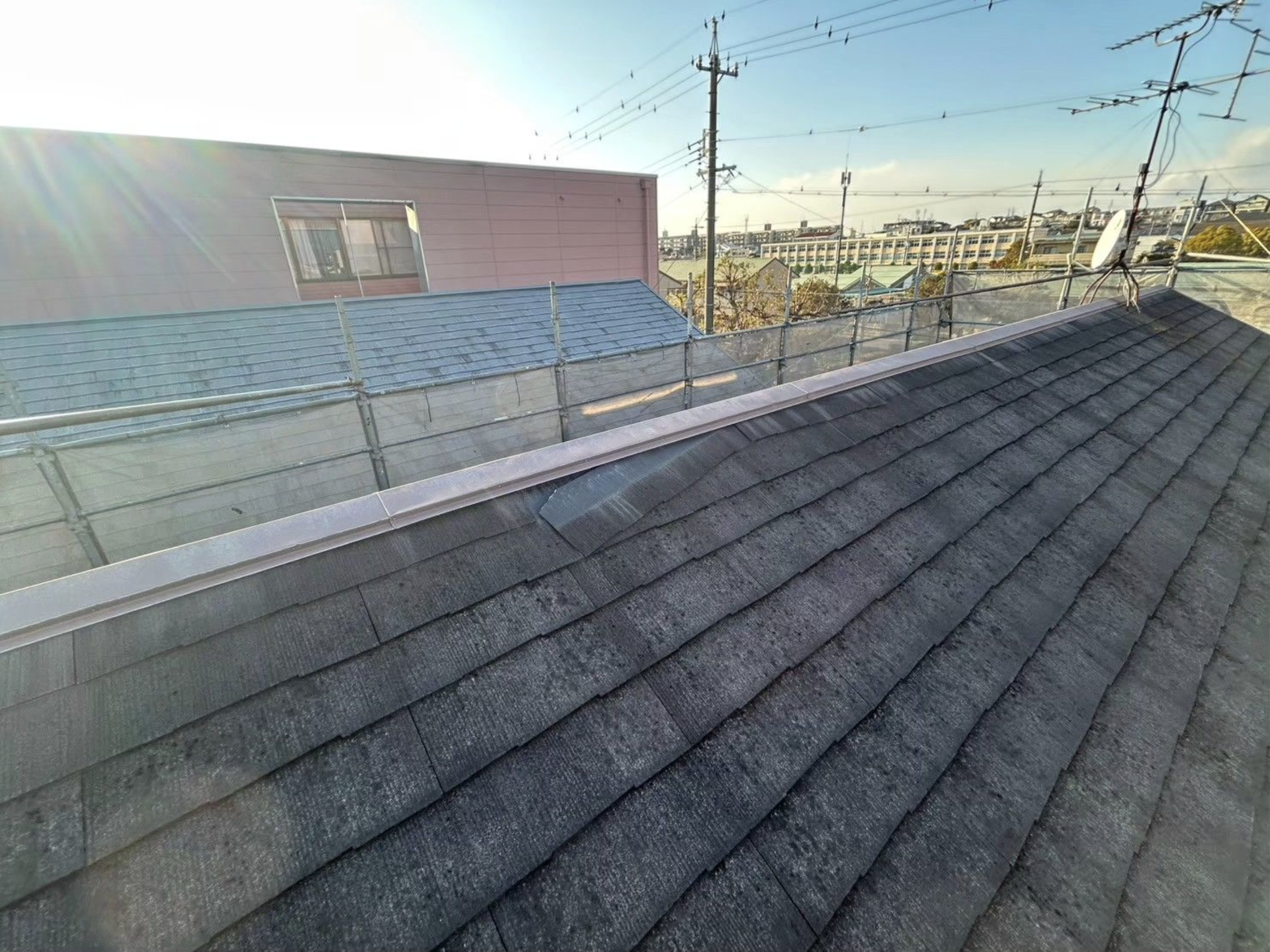 スレート屋根-ズレ-