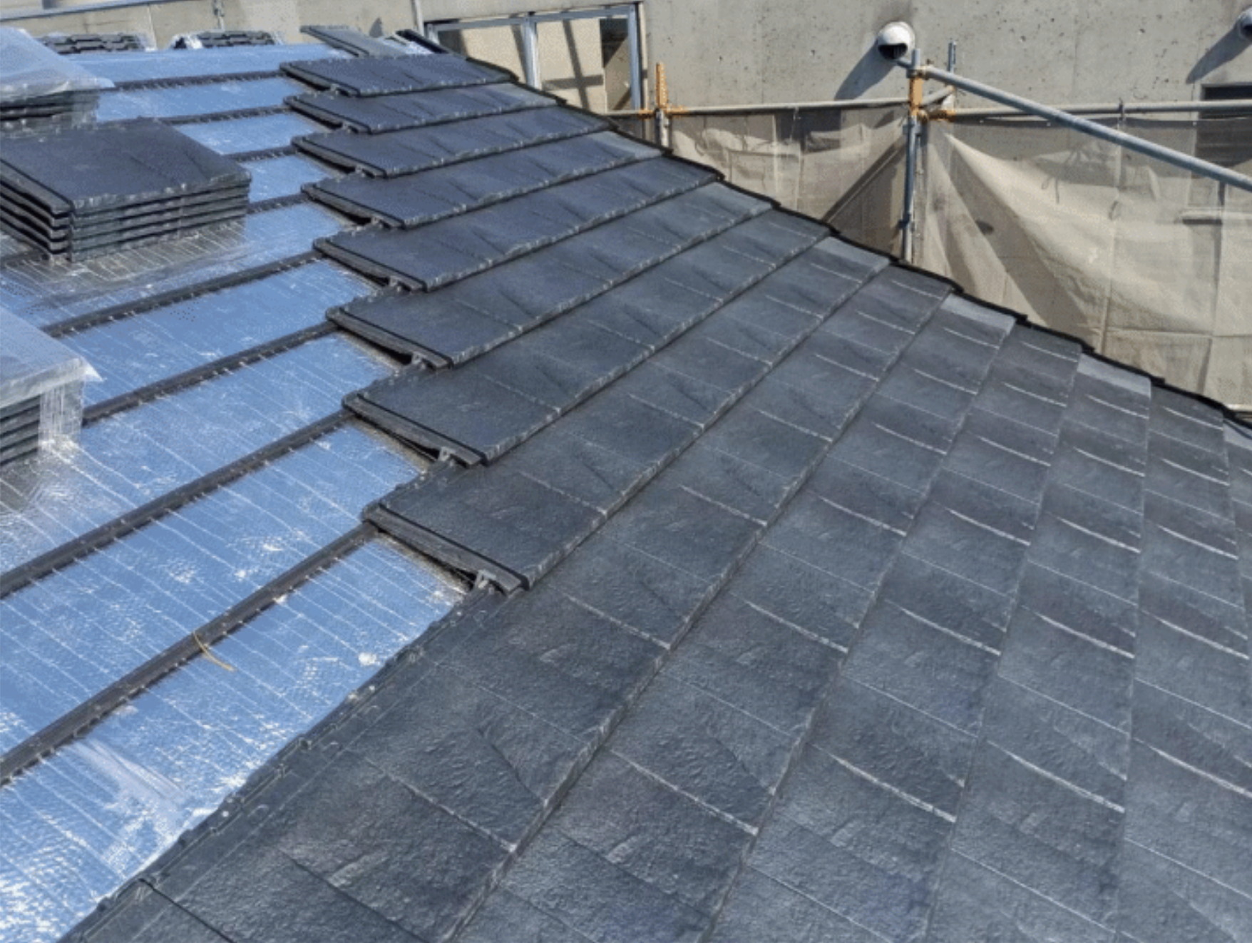 遮熱シートで夏も冬も快適！屋根の葺替え工事｜名古屋市中川区