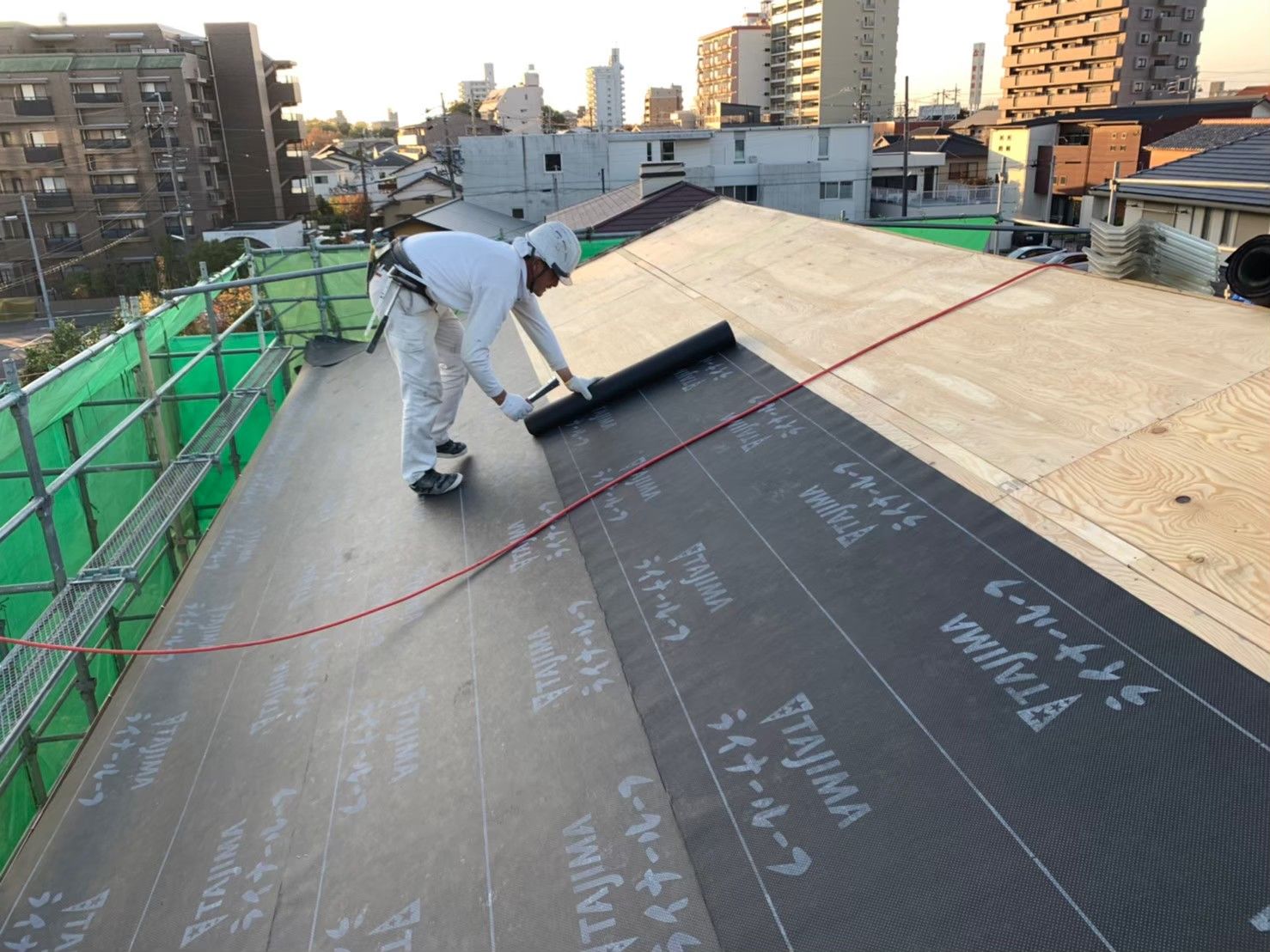 新しく生まれ変わった野地板の土台