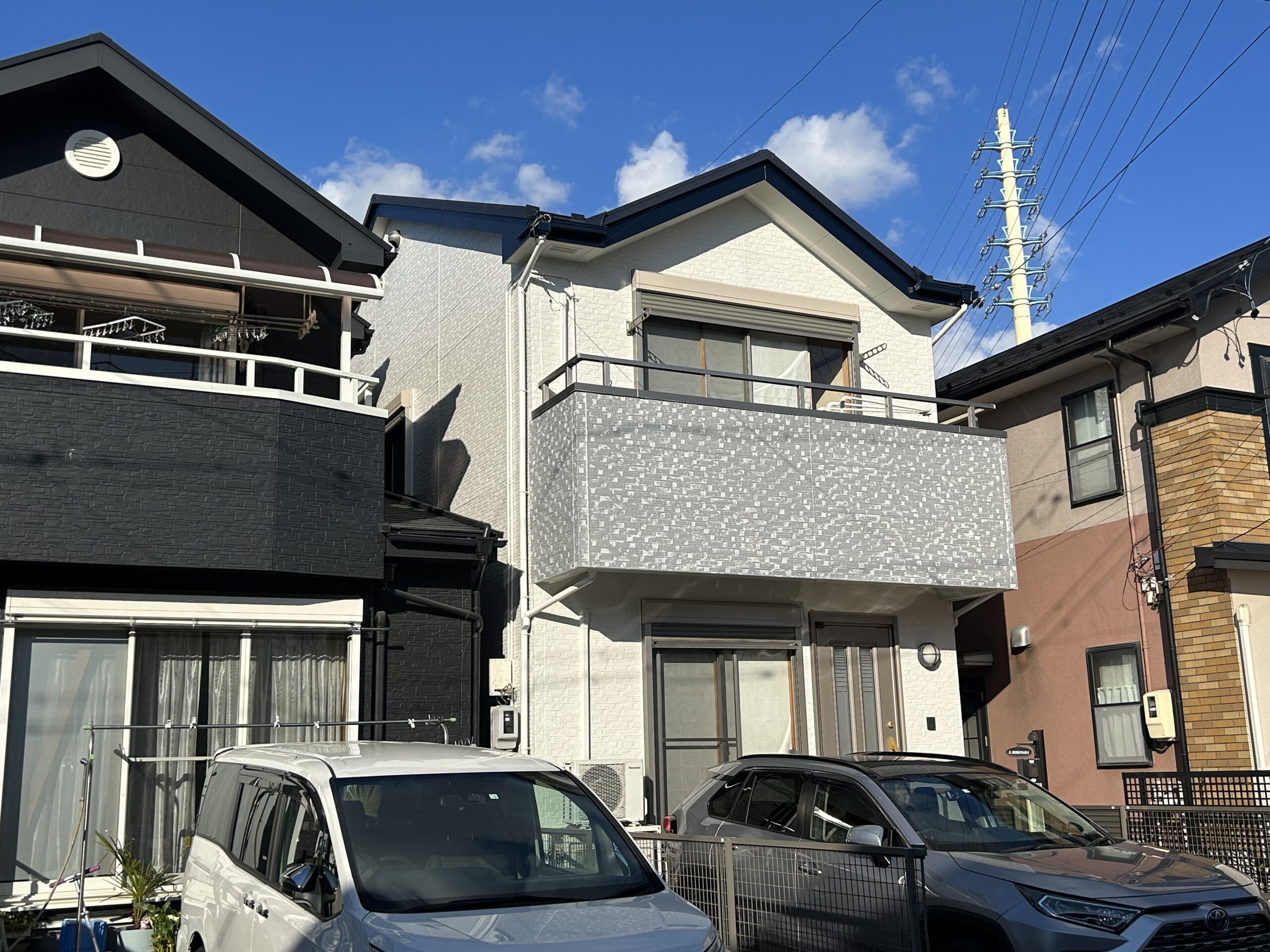 【名古屋市】西区　屋根リフォーム(屋根カバー工法)＋外壁塗装の施工事例